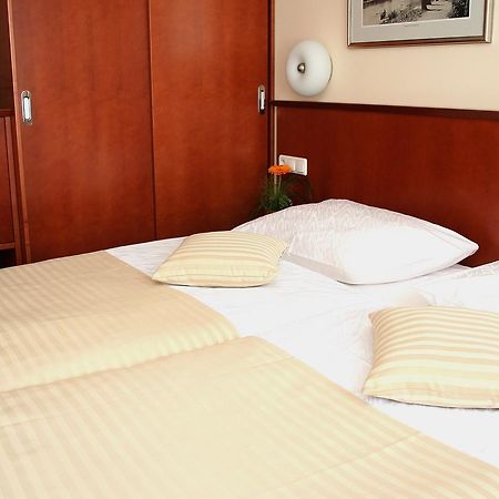 Hotel Hum Laško Extérieur photo